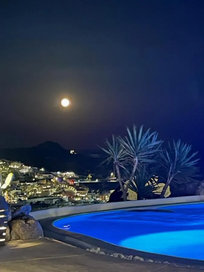 Charming Villa In Platis Gialos With Private Pool Paradise Beach  Grecja